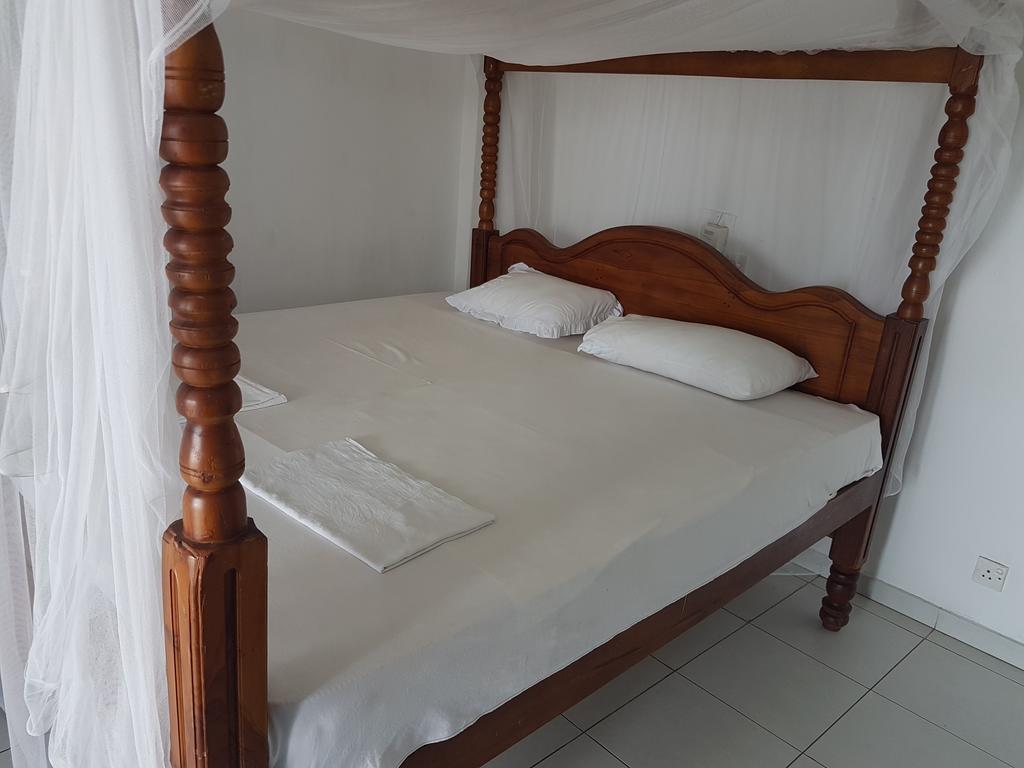 The Ocean Bed & Breakfast Unawatuna Exterior photo